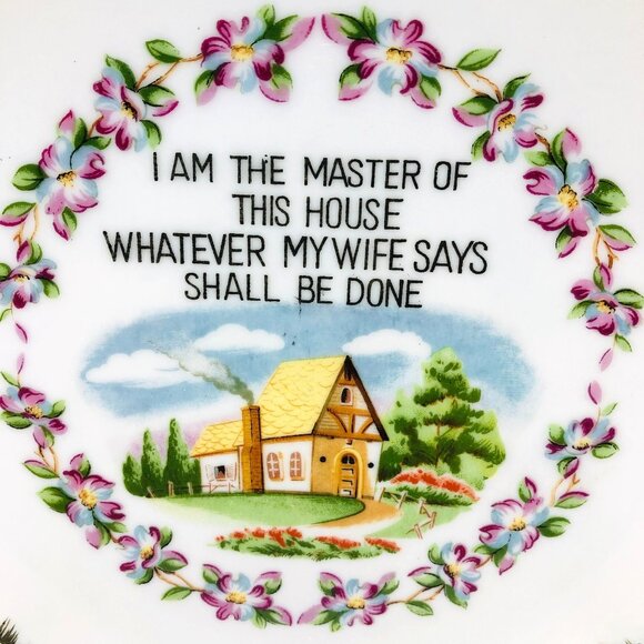 Vtg "Master of this House" Decorative Plate Wall Hanging Gilt Scalloped Edge - Picture 2 of 4